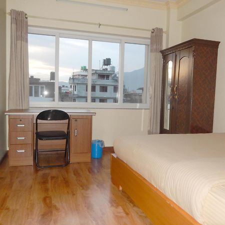 קטמנדו Shine Homestay Famille Francophone - Shine Home And Apartment מראה חיצוני תמונה
