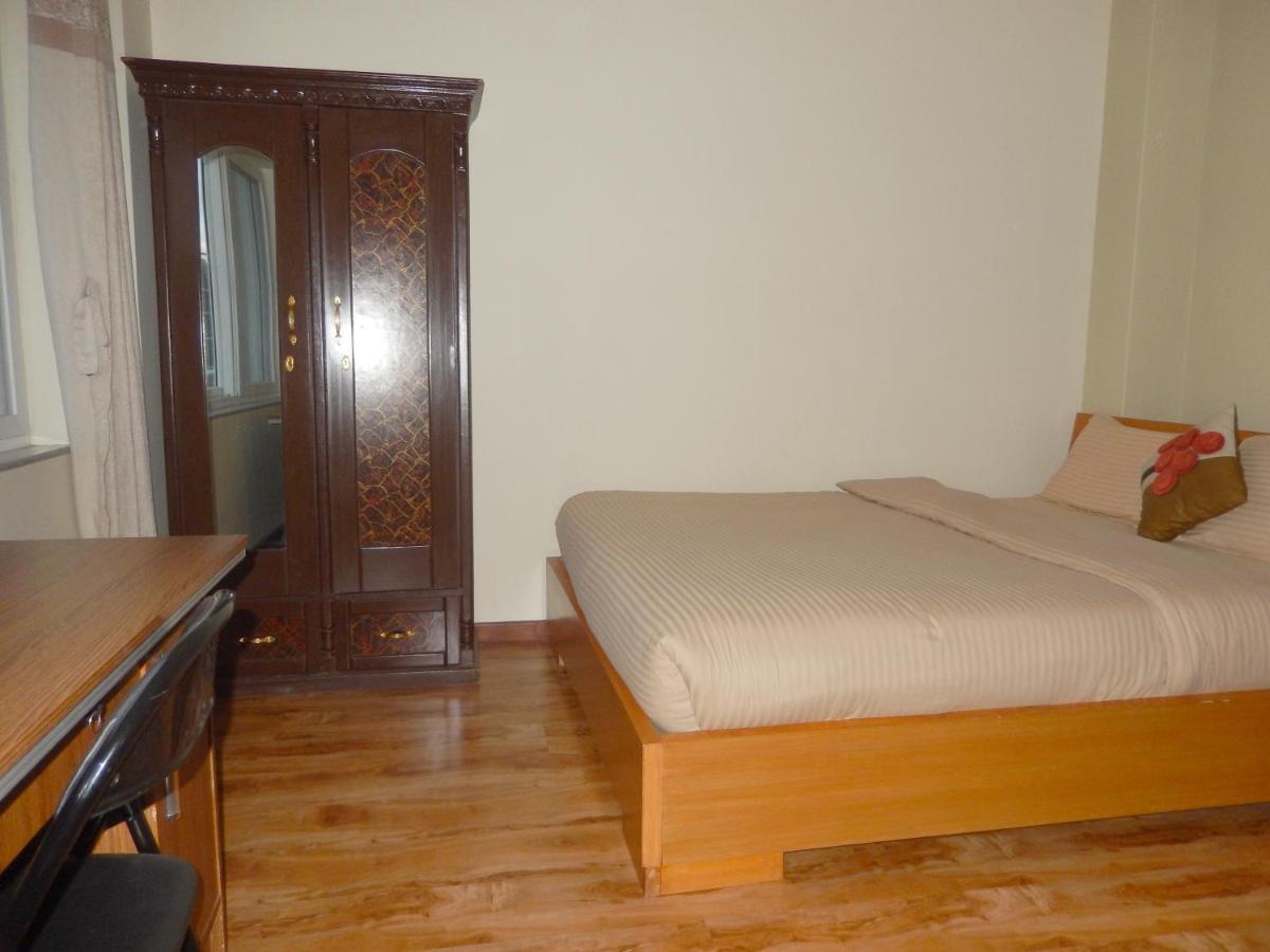 קטמנדו Shine Homestay Famille Francophone - Shine Home And Apartment מראה חיצוני תמונה