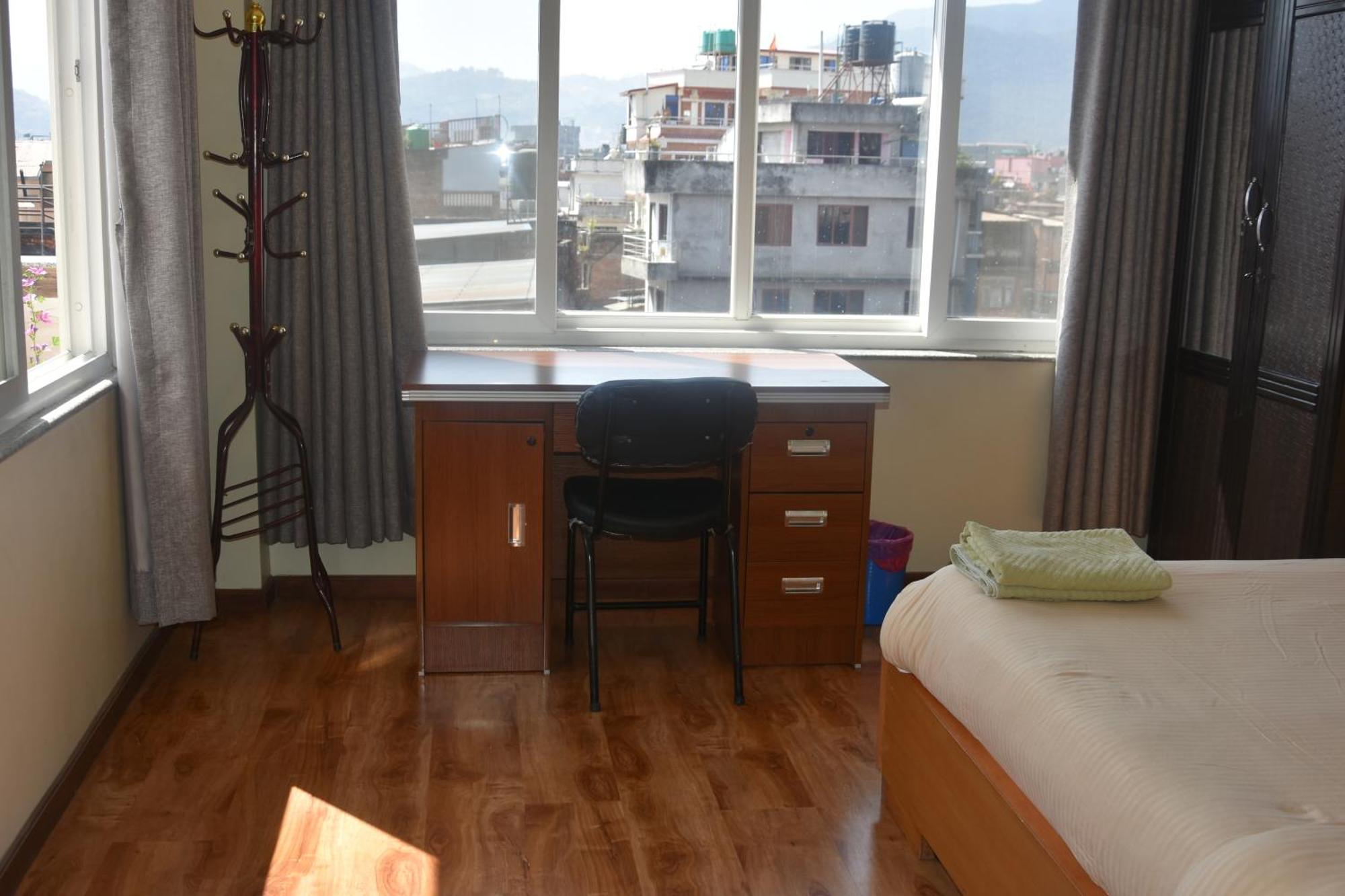 קטמנדו Shine Homestay Famille Francophone - Shine Home And Apartment מראה חיצוני תמונה