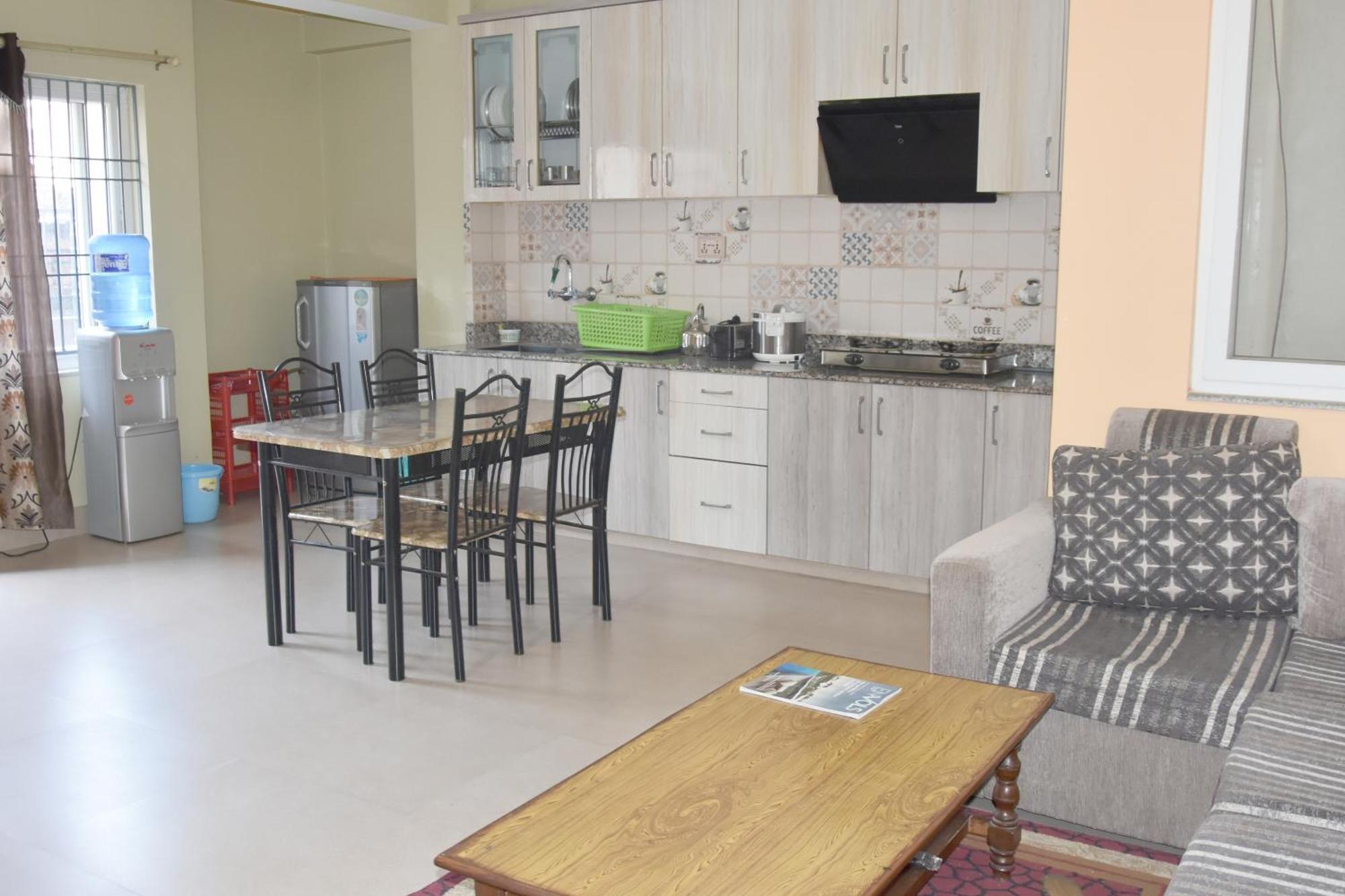 קטמנדו Shine Homestay Famille Francophone - Shine Home And Apartment מראה חיצוני תמונה