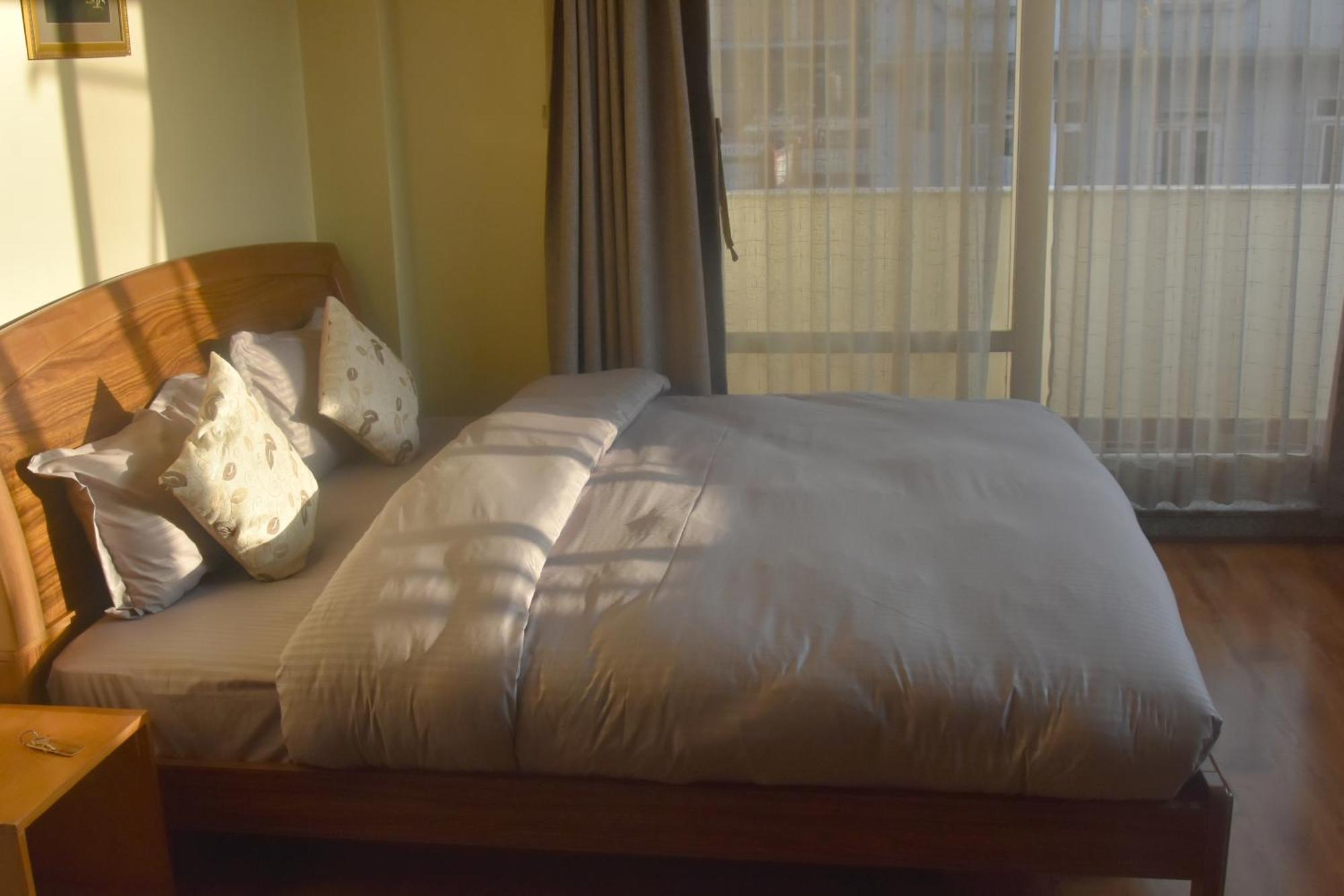 קטמנדו Shine Homestay Famille Francophone - Shine Home And Apartment מראה חיצוני תמונה